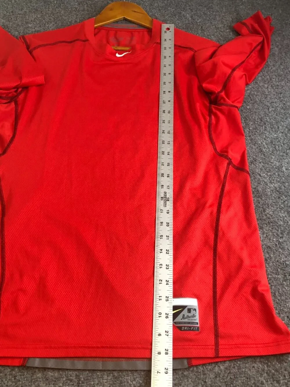 Nike Shirt Mens Large Red Black Baseball MLB Compression Fitted Raglan